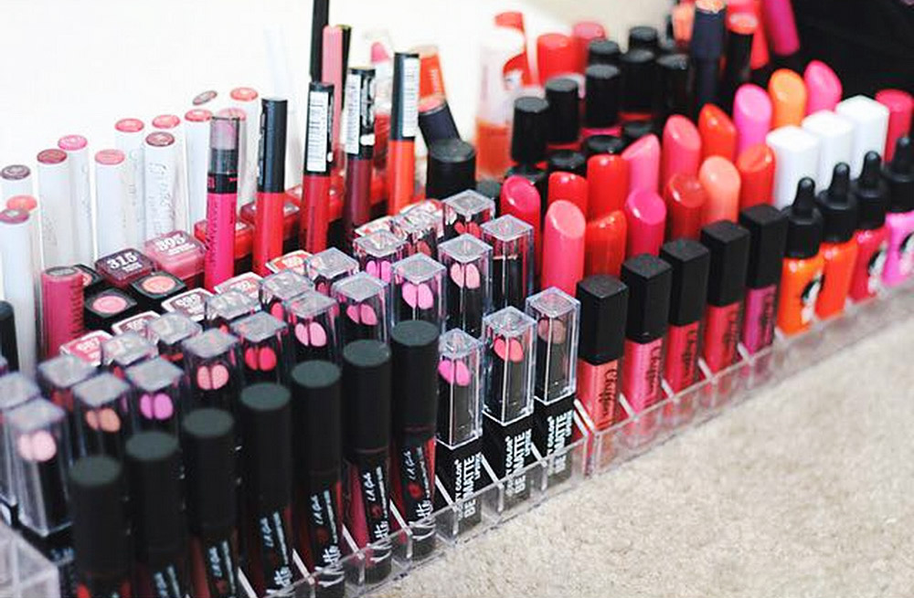 How much money do modern women spend on lipstick in their lifetime?